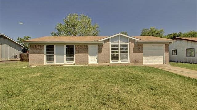 1st image of 1104 Green Downs Dr