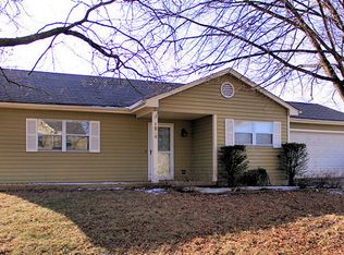 1264 Evergreen Dr, Carol Stream, IL
