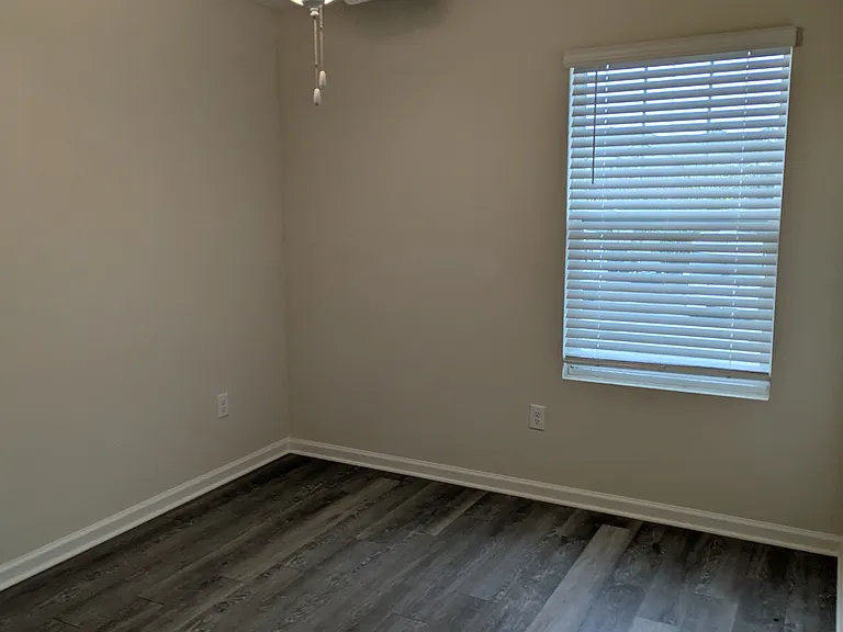 1708 Cocoanut Dr — Photo 17
