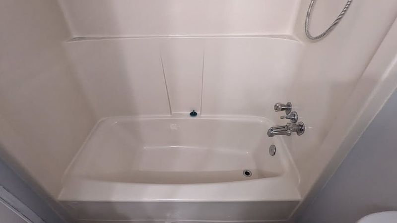 Abbotsford Apartment for rent - 1 Bedroom — photo 7