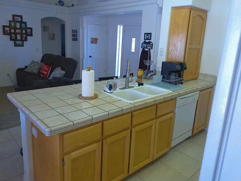 2892 Daytona Ave — Photo 8