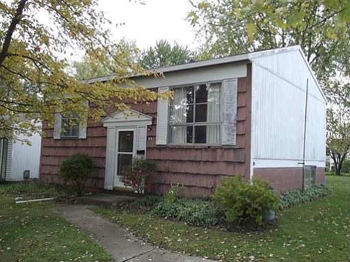 1st image of 991 Jamaica Dr