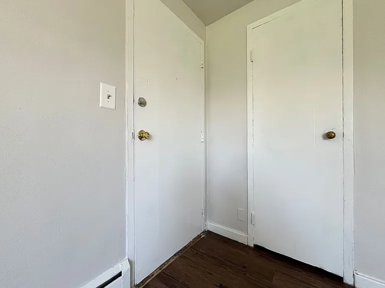 56 Linda Dr — Photo 16