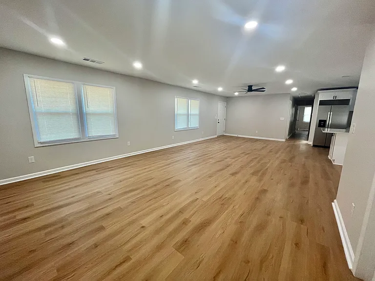 4363 Indian Forest Rd — Photo 4