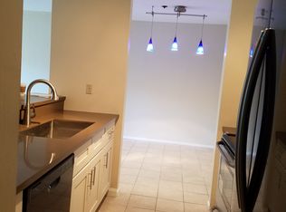 34 Broadway 3 Millbrae Ca 94030 #12, Milbrae, CA 94030