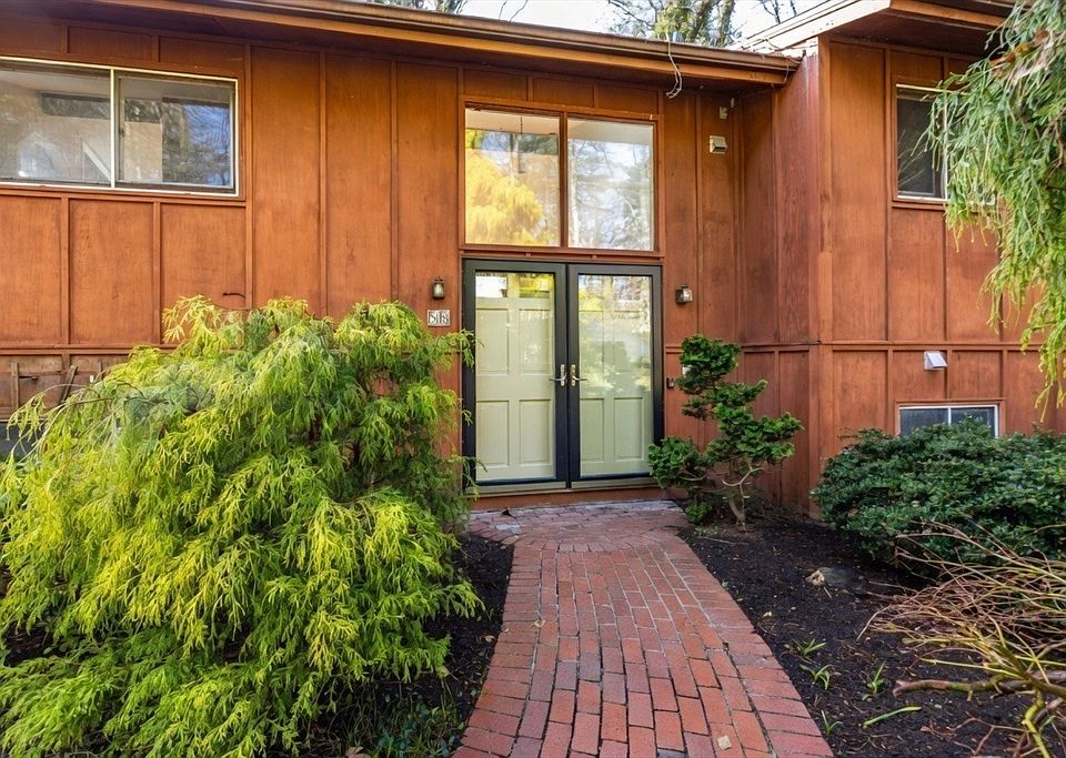 1st image of 58 Meadow Brook Rd