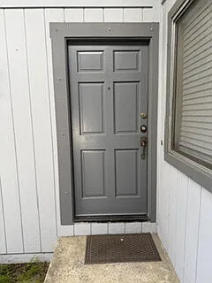 3 bed, 3.0 bath, 1624 sqft, $4,400 — Photo 1
