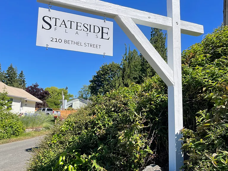 Fantastic Location on State Ave!
