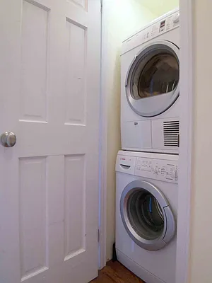 Rented by City Connections Realty | media 6