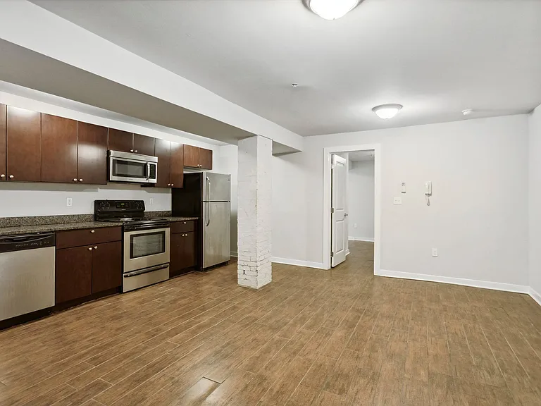 4029 Spruce Street — Photo 9