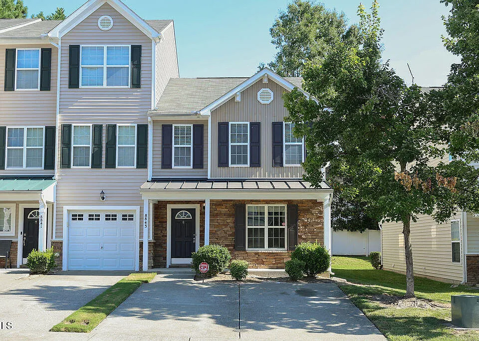8843 Thornton Town Pl