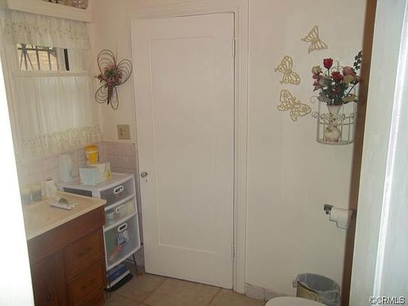 4th image of 210 S Belle Ave