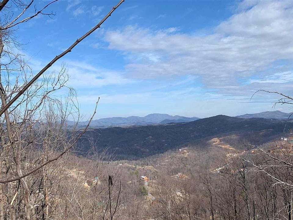 1st image of LOT 295 Piney Butt Loop