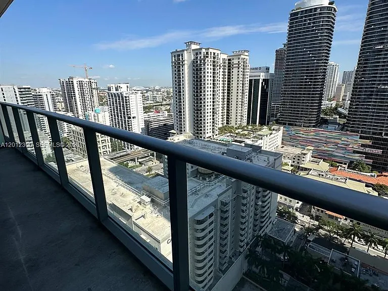 1100 S Miami Ave #2608 — Photo 4