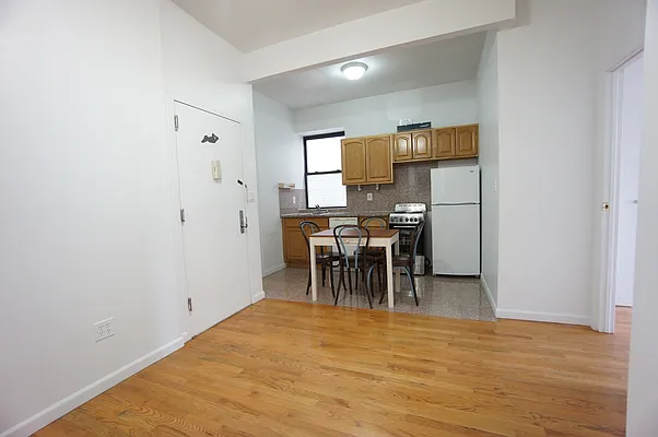 Rented by Compass | media 16