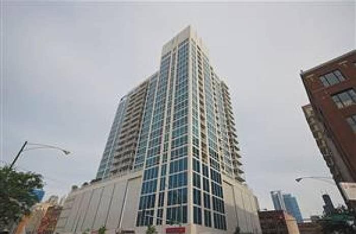 1st image of 757 N Orleans St #1311
