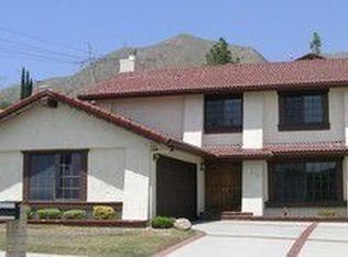 14070 Wagon Mound Rd, Sylmar, CA 91342