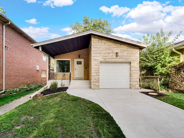 8918 Kilpatrick Ave, Skokie, IL 60076