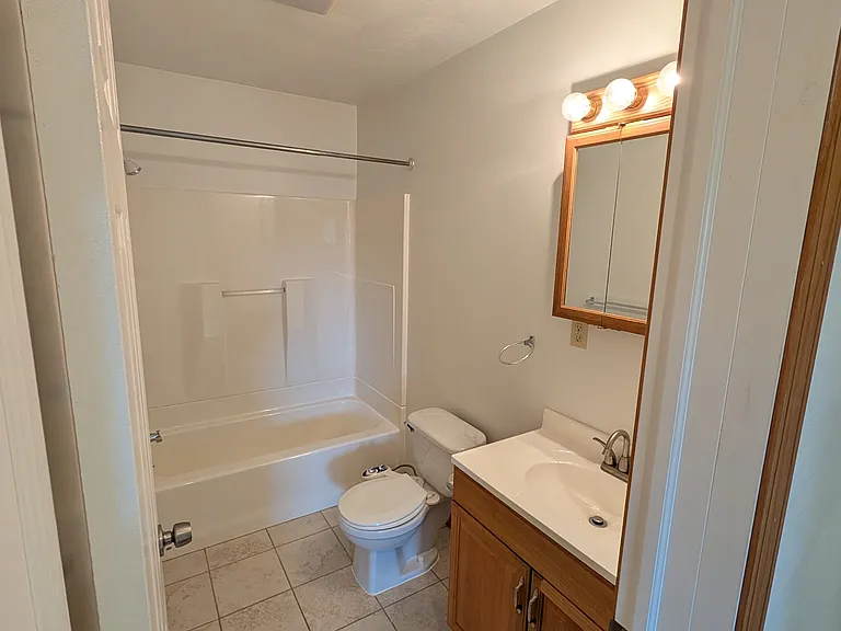 501 Linden Ave — Photo 12