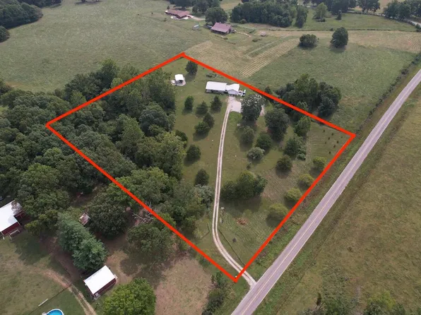 502 Highway Ad, Mountain Grove, MO 65711