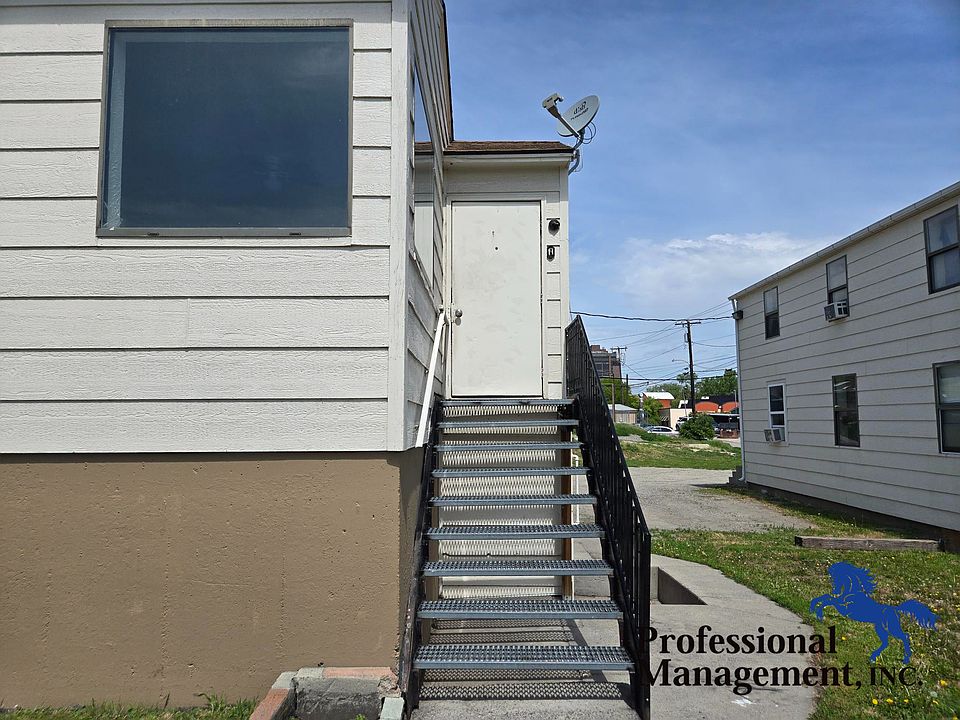 1st image of 2717 4th Ave S #A