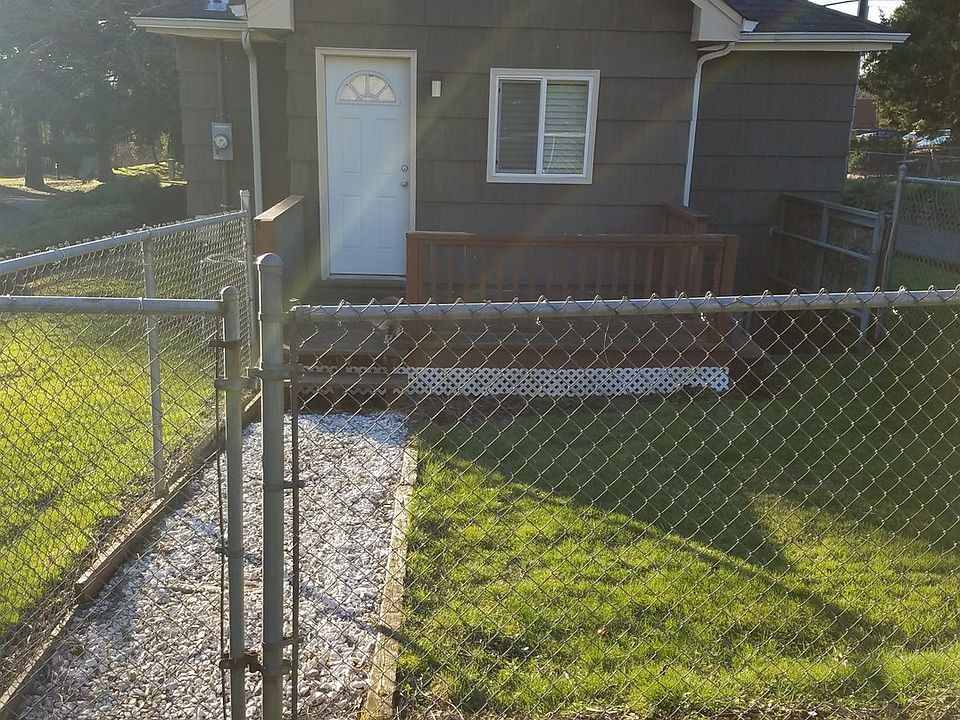1st image of 1803 E Reserve St