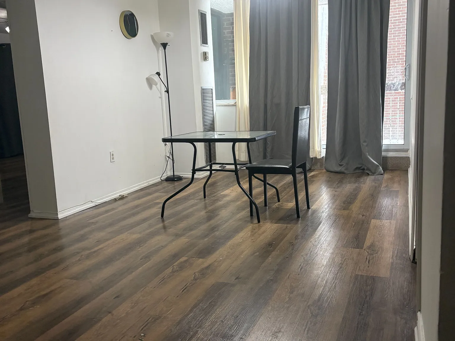 2 bed, $2,300 — Photo 4