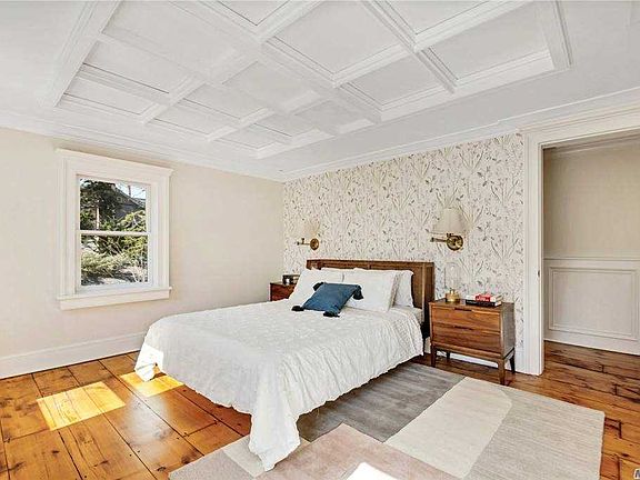 2nd image of 175 W Hartsdale Ave