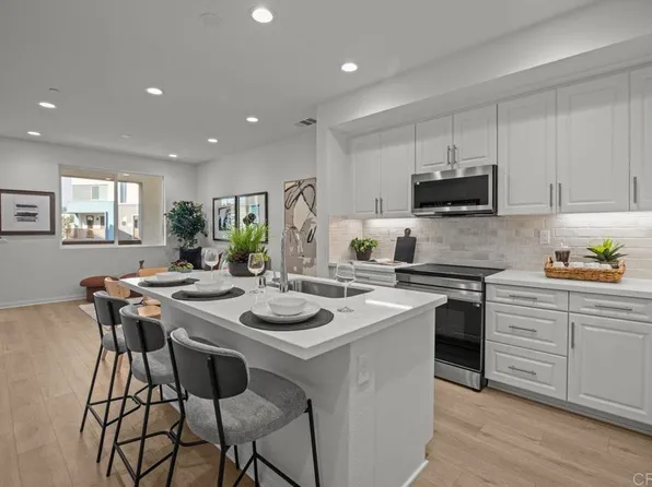 511 Cobblestone Ct, El Cajon, CA 92020