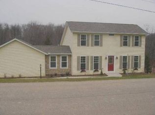 47845 Morningside Dr, Saint Clairsville, OH 43950