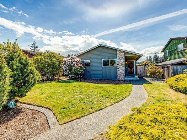 1410 W 6th Street, Port Angeles, WA 98363