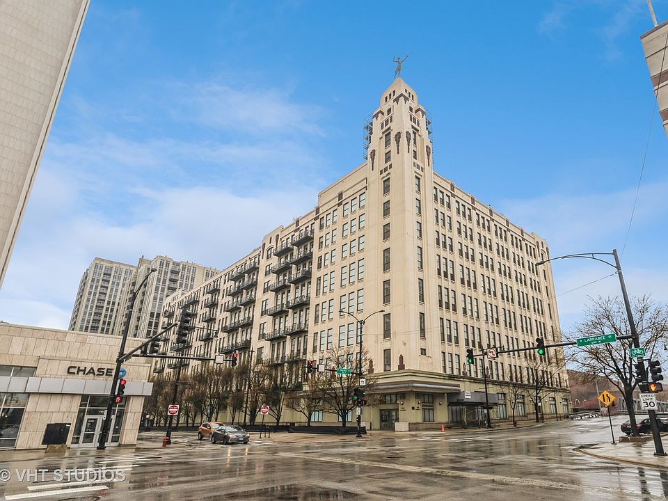 1st image of 758 N Larrabee St APT 229