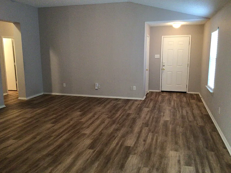 4809 Madyson Ridge Dr — Photo 7