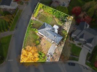 7566 Kraft Pl, Burnaby, BC V5A 1Z8