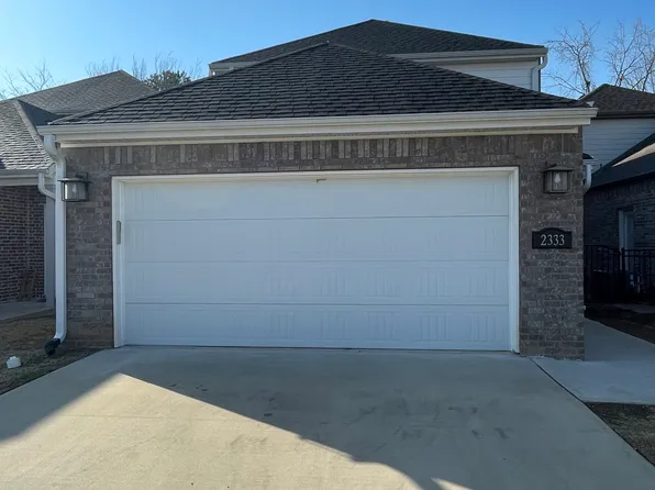 2333 E Amherst Aly, Fayetteville, AR 72703