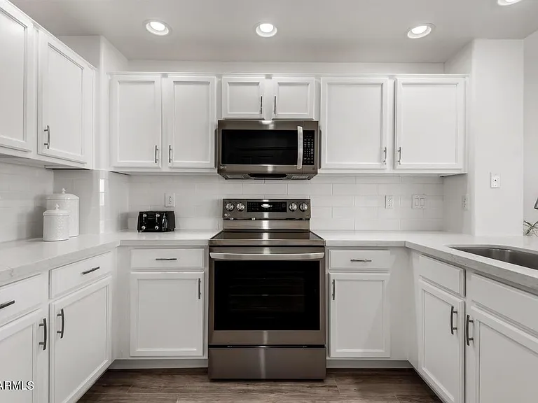 20121 N 76th St #2003 — Photo 16