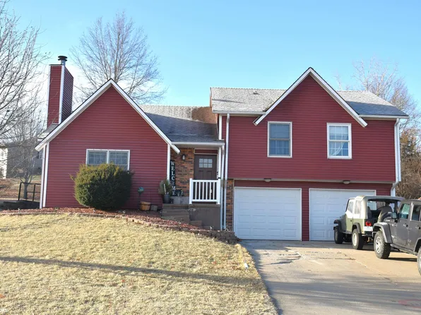 2039 Golfview Cir, Centerville, IA 52544