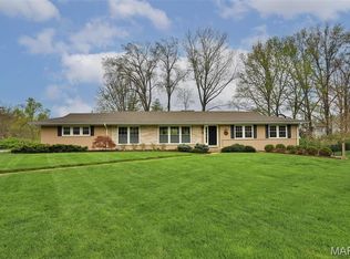 3 Lisa Dr, Saint Louis, MO