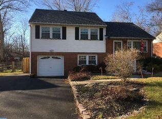 2632 Sherwood Dr, Wilmington, DE 19808
