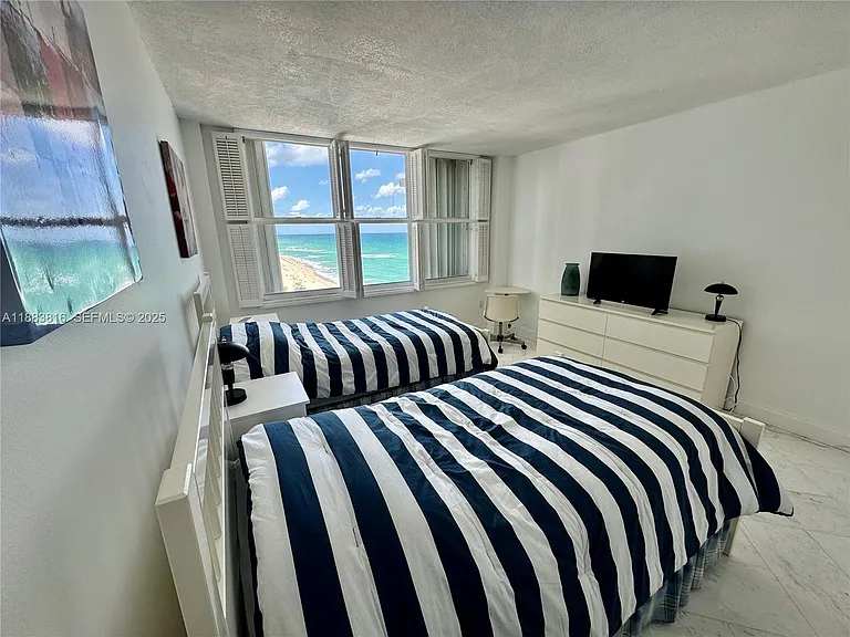2751 S Ocean Dr #1204S — Photo 35