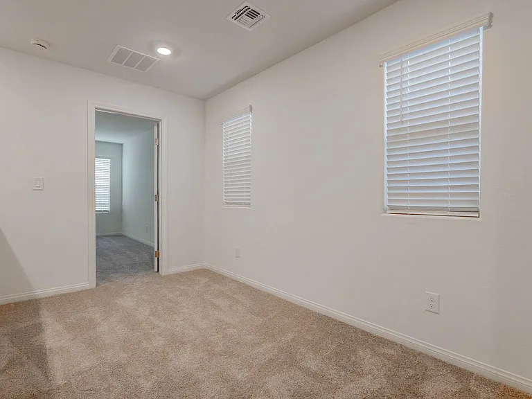 9256 Innot Ave — Photo 16