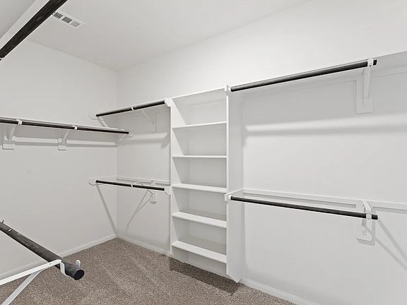 Owner s Walk-In Closet