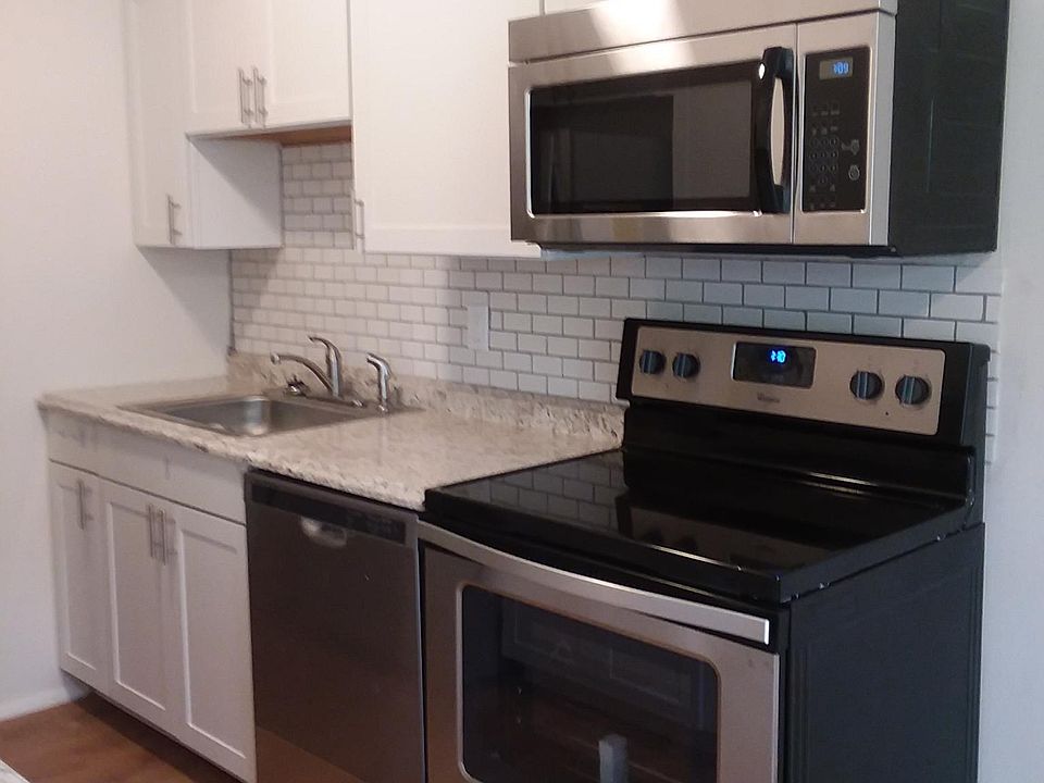 1st image of 35 Cedar Ln APT 1
