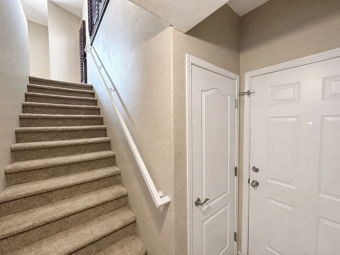 Pacific Crest — Photo 3