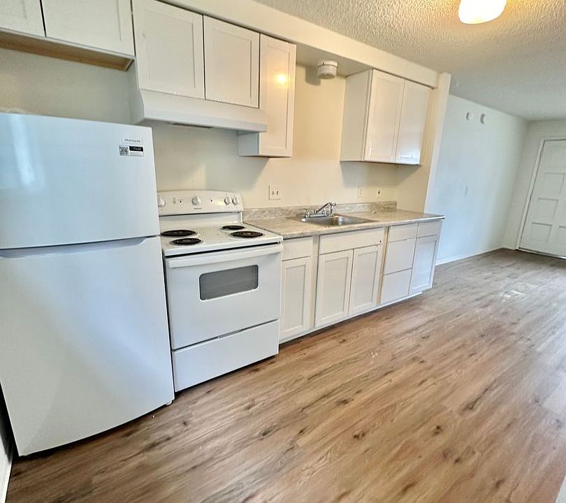 1st image of 811 Bennett Ave #1-14