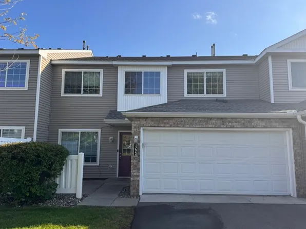 1224 Elmwood Ave, Shakopee, MN 55379