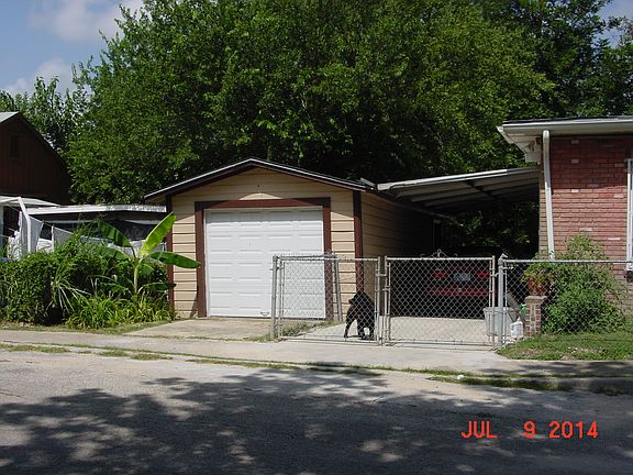 5th image of 230 Paul St