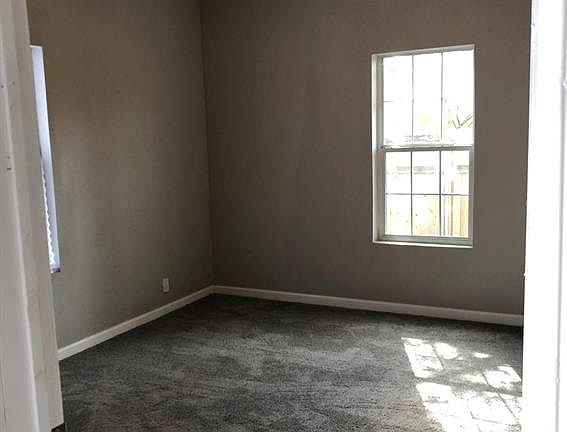2nd image of 2509 Pennsylvania Ave