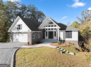 2123 Goat Neck Rd, Cleveland, GA 30528