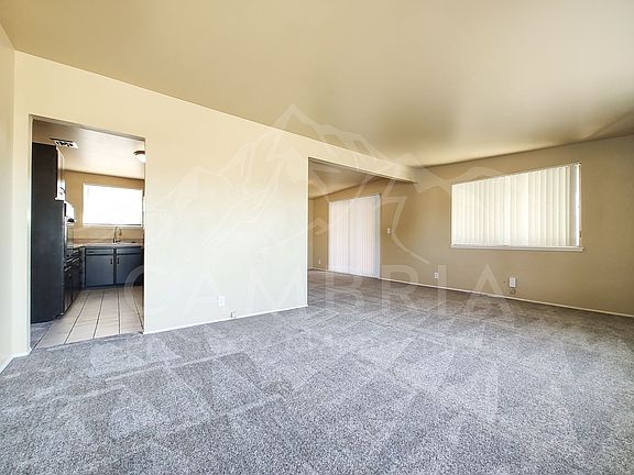 4th image of 1637 W Paradise Ln